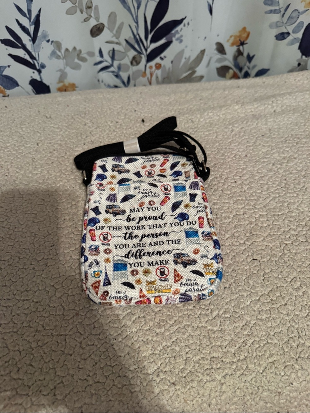 Small White Patterned Crossbody Bag with Inspirational Text
